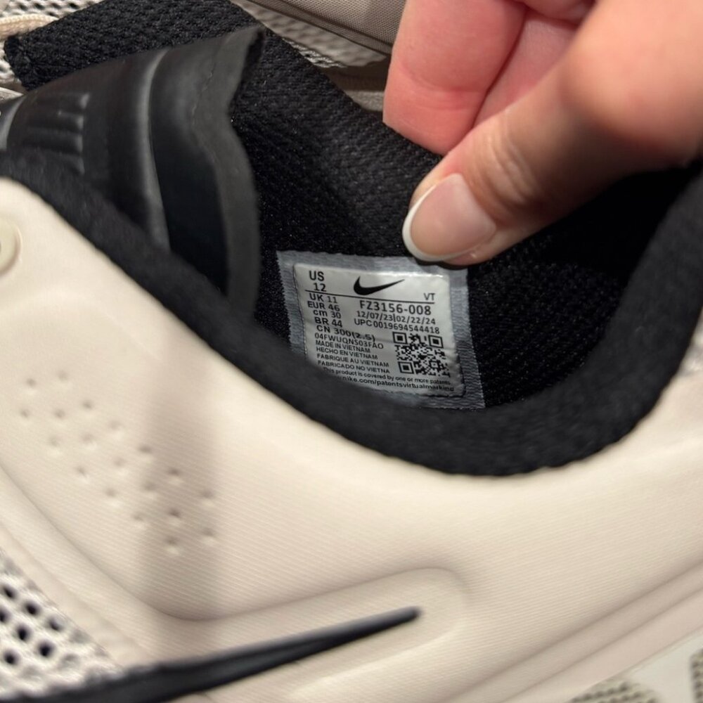 Nike Air Max 2013 - Picture 4 of 6